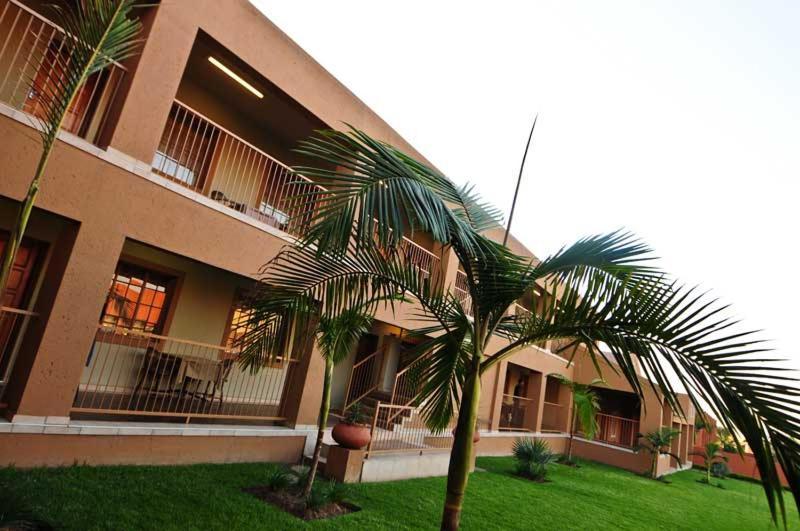 Batter Boys Guest House Pretoria Exterior photo