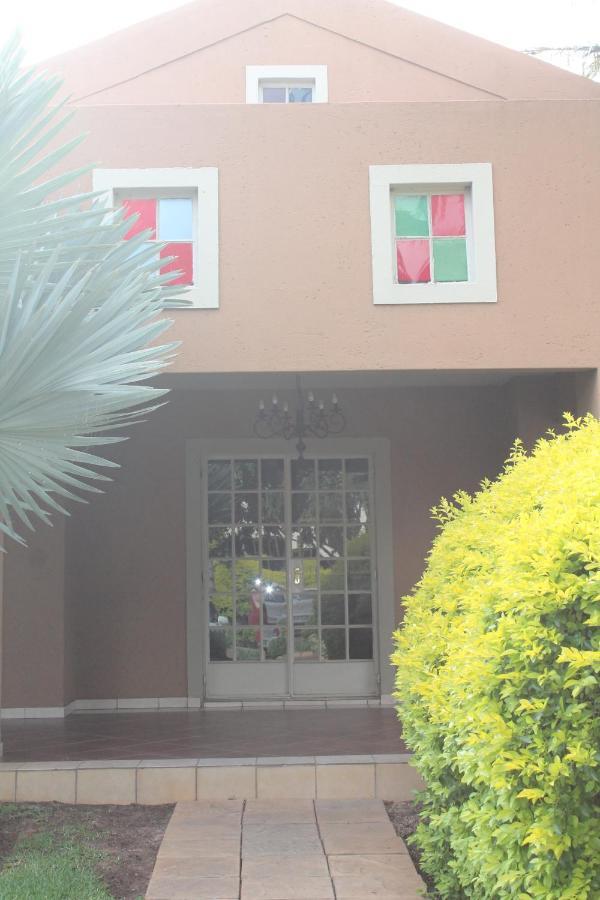 Batter Boys Guest House Pretoria Exterior photo