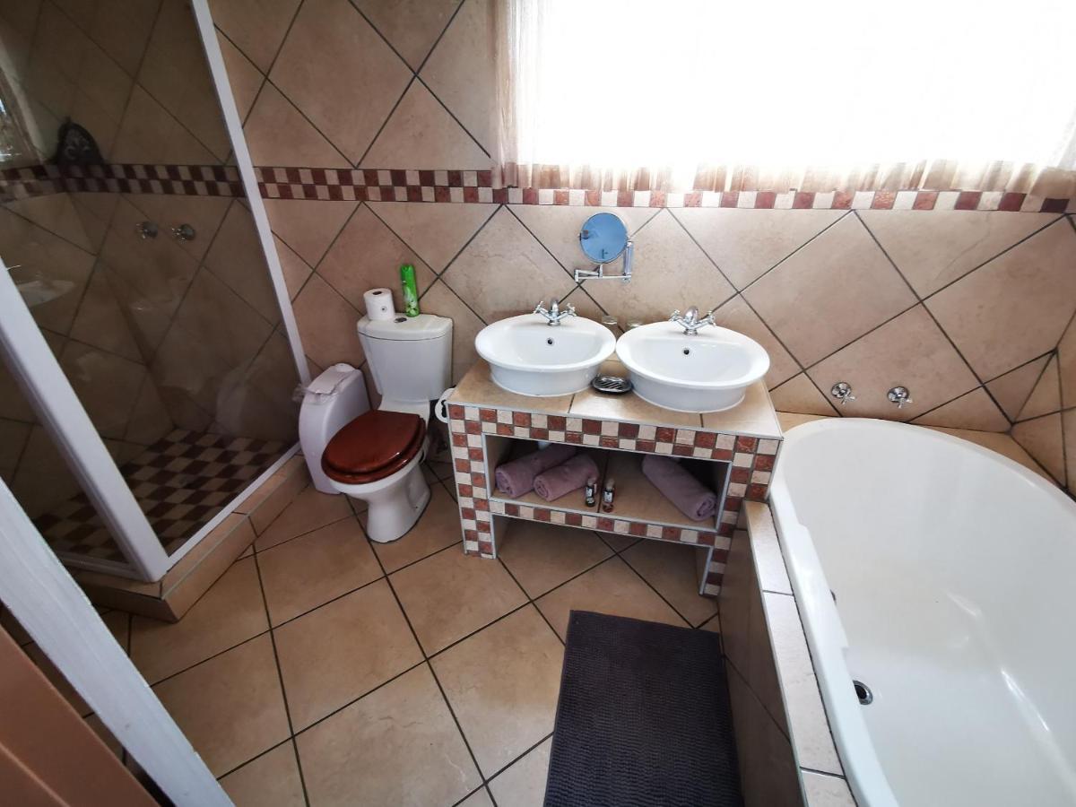 Batter Boys Guest House Pretoria Exterior photo