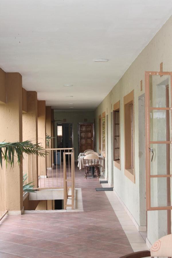 Batter Boys Guest House Pretoria Exterior photo